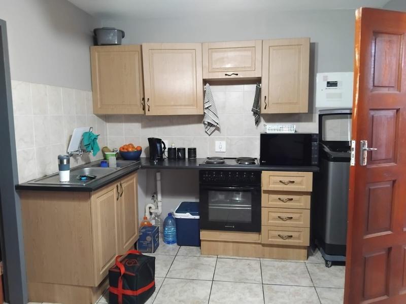To Let 1 Bedroom Property for Rent in Dassie Rand North West